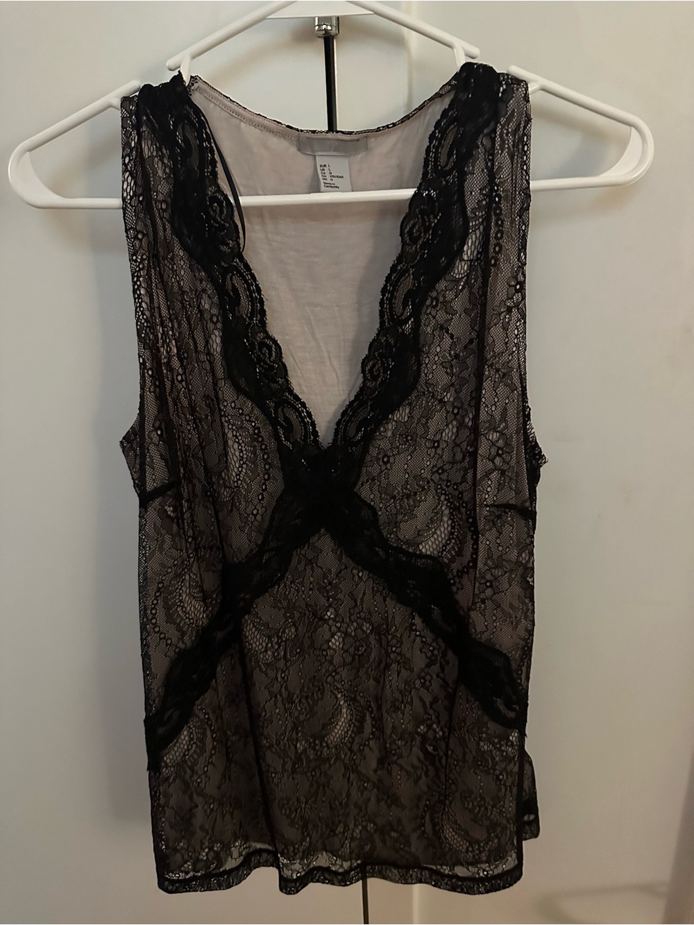 Black Lace Sleeveless V-Neck Sheer Tank